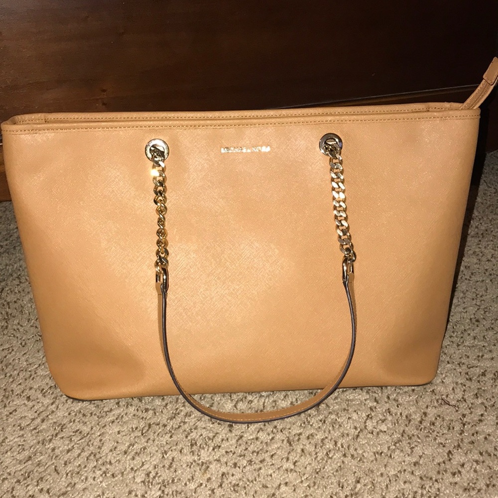 Authentic Micheal Kors Purse